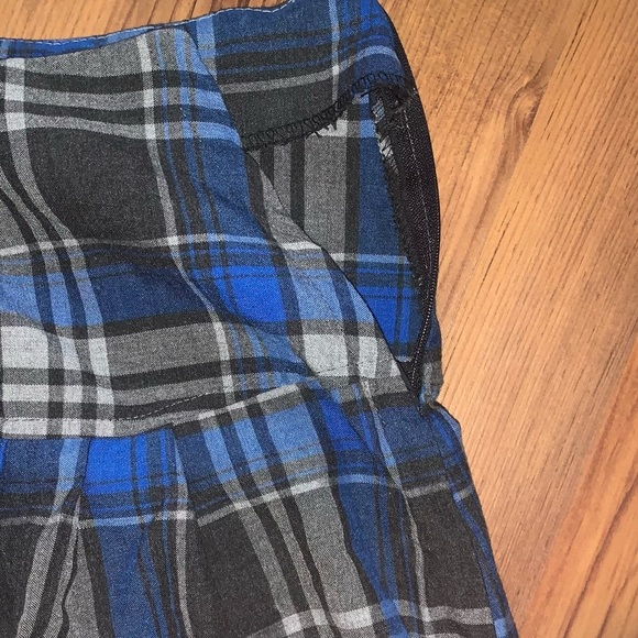 Plaid Pleated Schoolgirl Mini Skirt - Picture 2 of 3